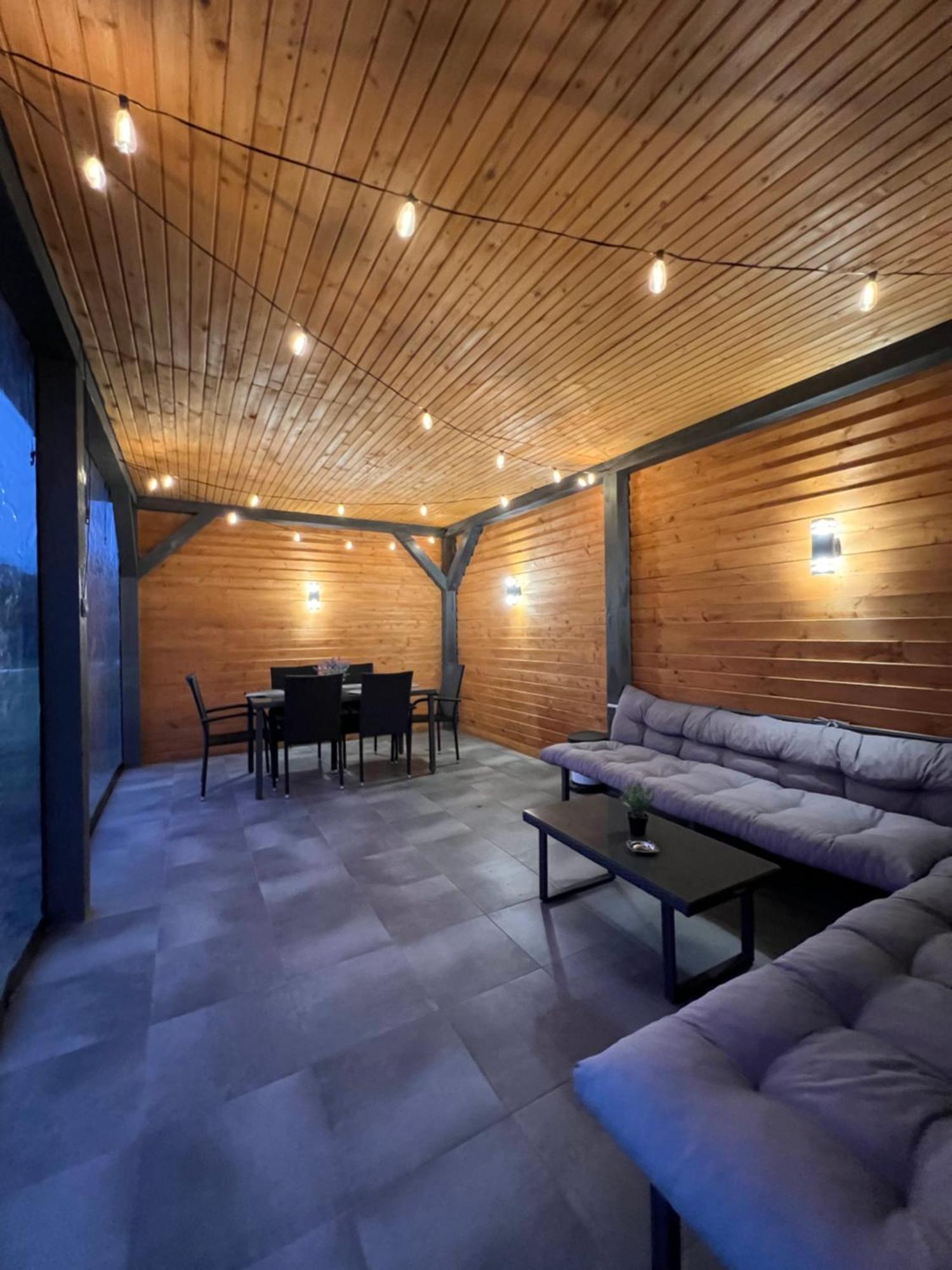 Harmony Bed & Breakfast Lazeshchyna Bagian luar foto