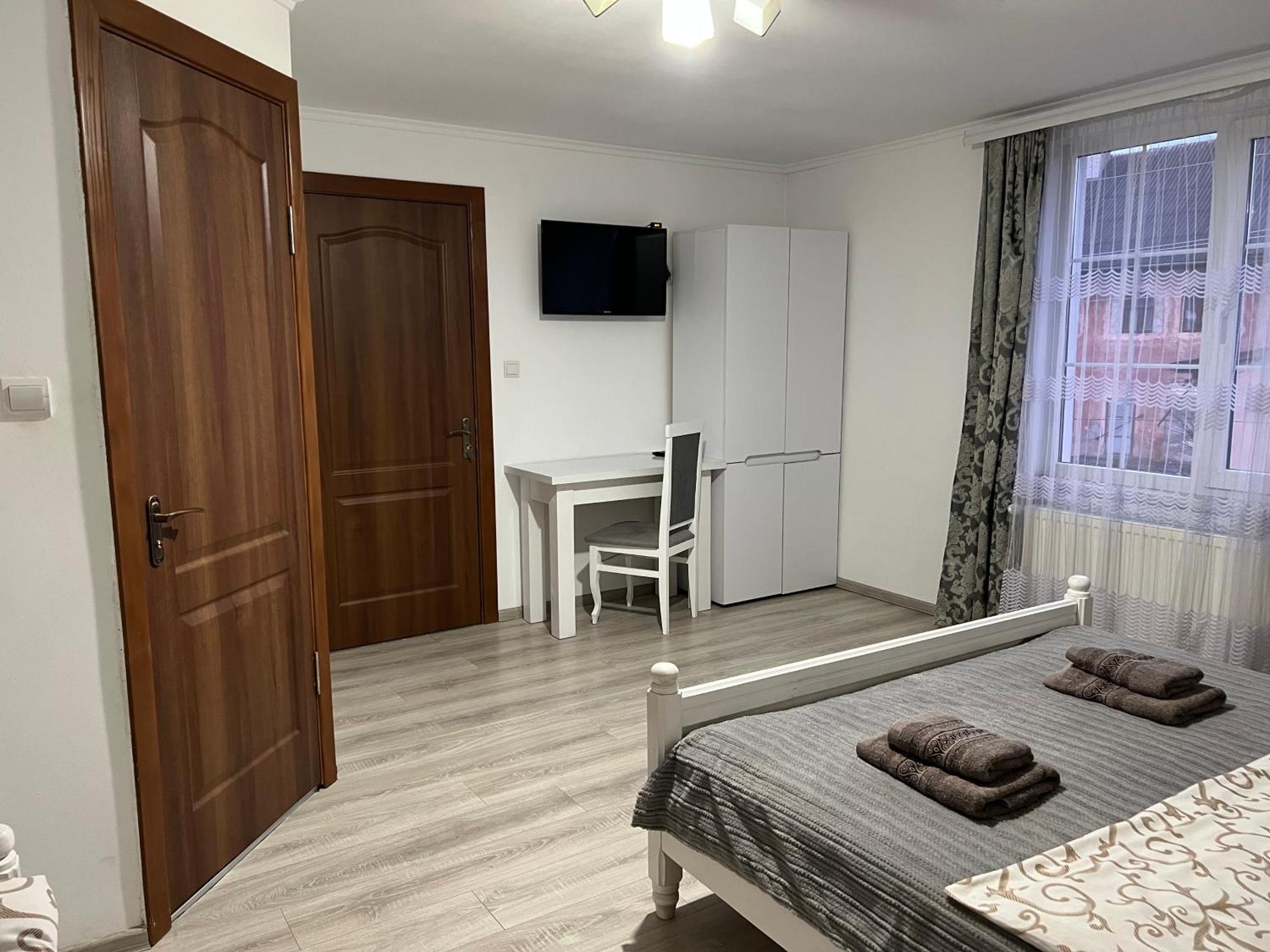 Harmony Bed & Breakfast Lazeshchyna Bagian luar foto